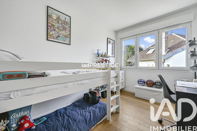 Appartement - 102 m² - 6 pièces