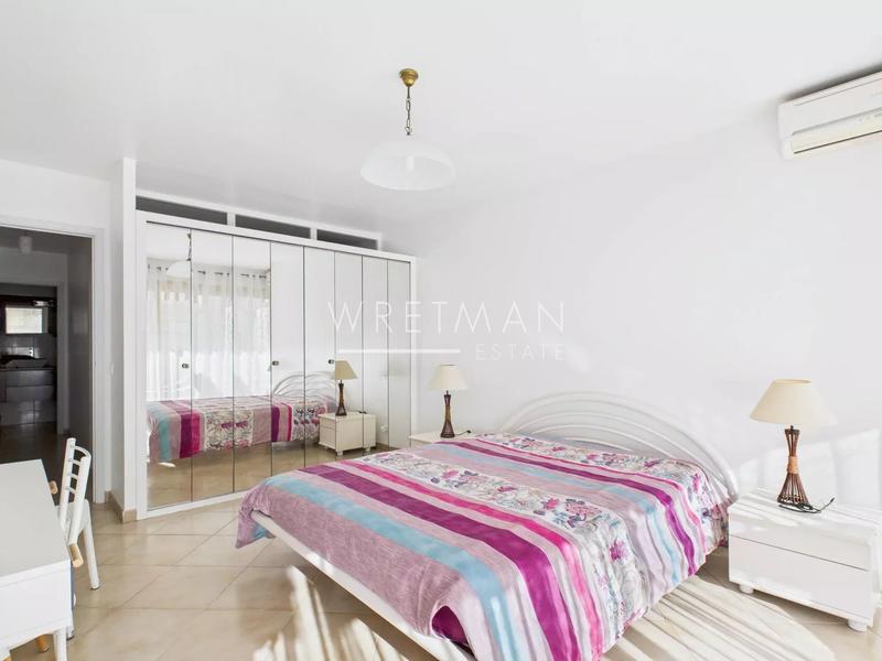 Appartement - 92 m² - 4 pièces