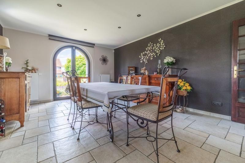 Villa - 470 m² - 7 pièces