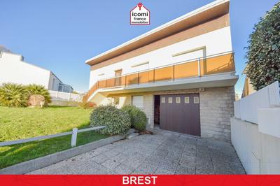 Maison - 148 m² - 7 pièces