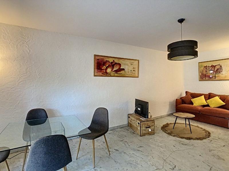 Studio - 34 m² - 1 pièce