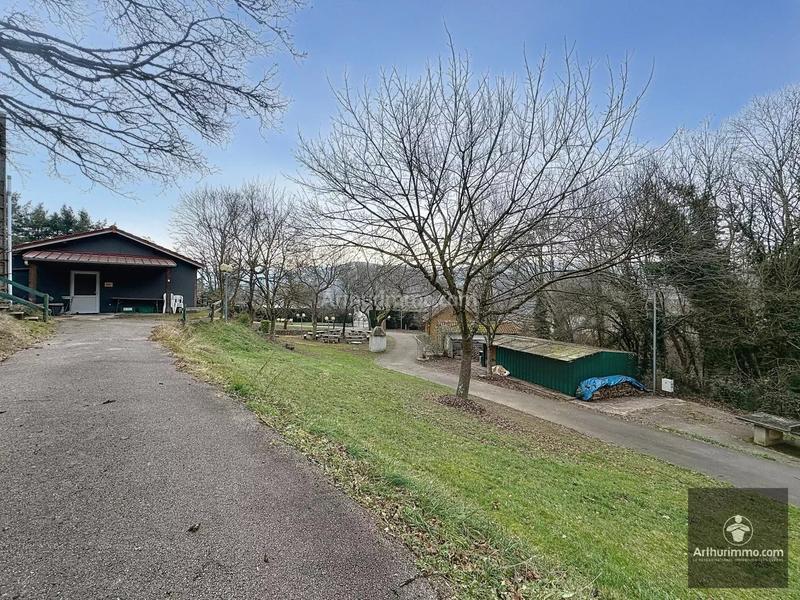 Maison - 500 m² - 18 pièces