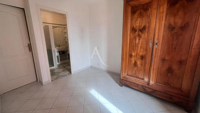 Maison - 76 m² - 5 pièces