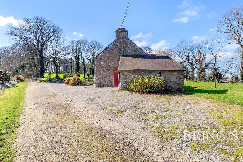 Maison - 92 m² - 5 pièces