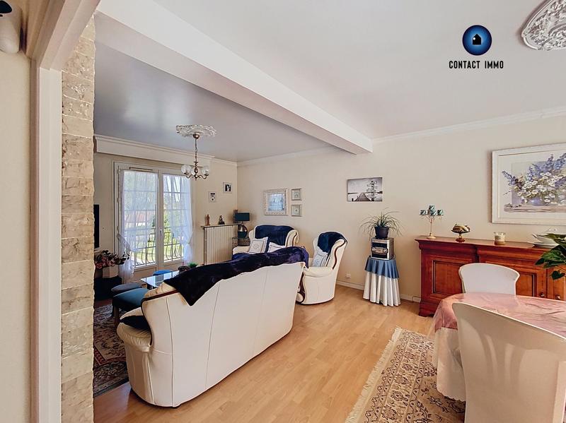 Maison traditionnelle - 200 m² - 7 pièces