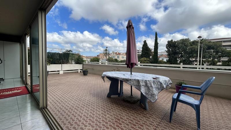 Appartement - 79 m² - 3 pièces