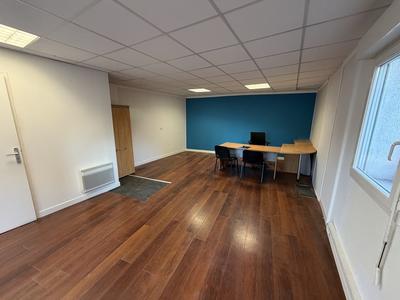 Local commercial - 36 m² - 2 pièces