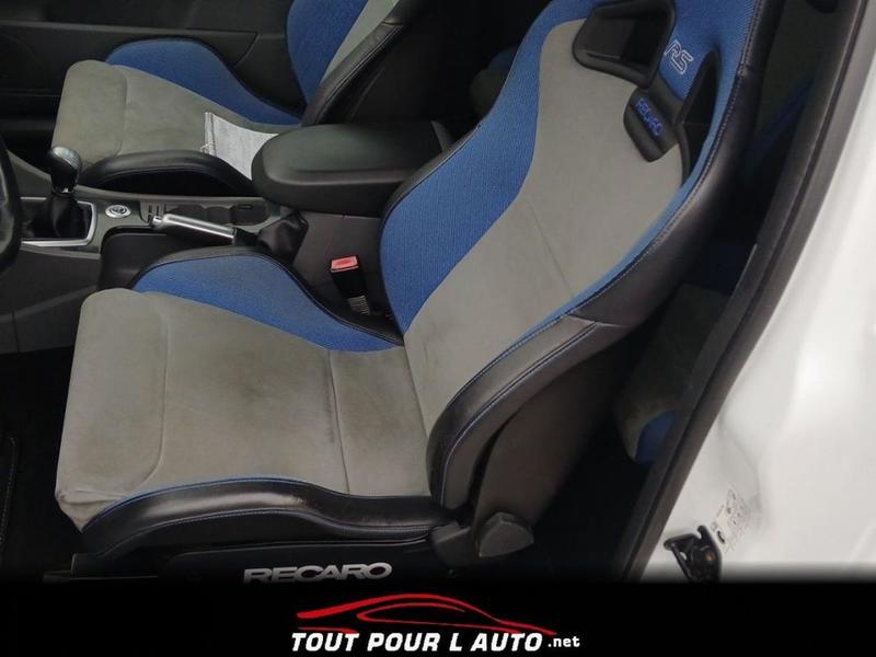 Ford Focus 2.5t - 305 Rs