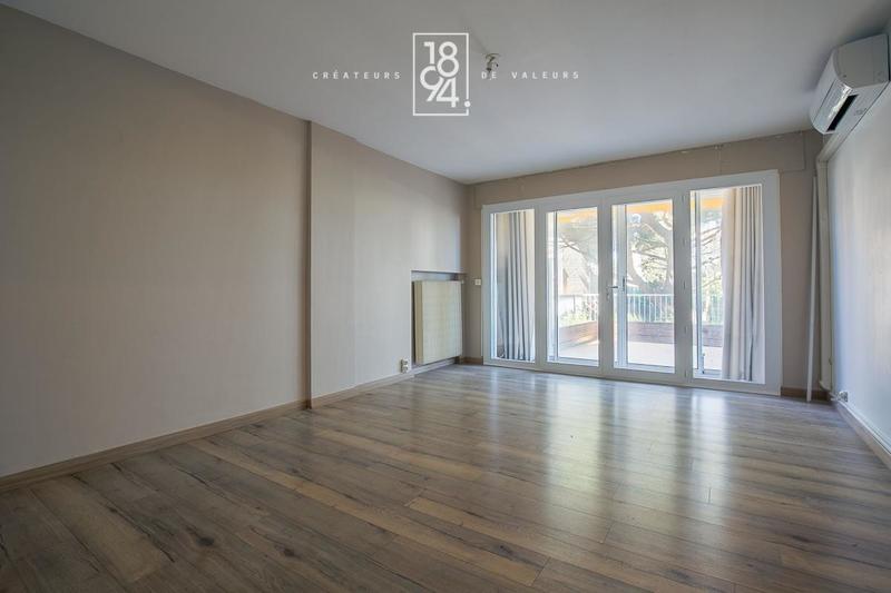 Appartement - 86 m² - 4 pièces