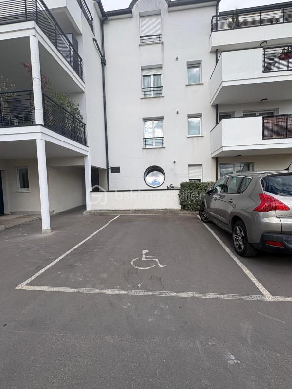 Parking - 16 m²