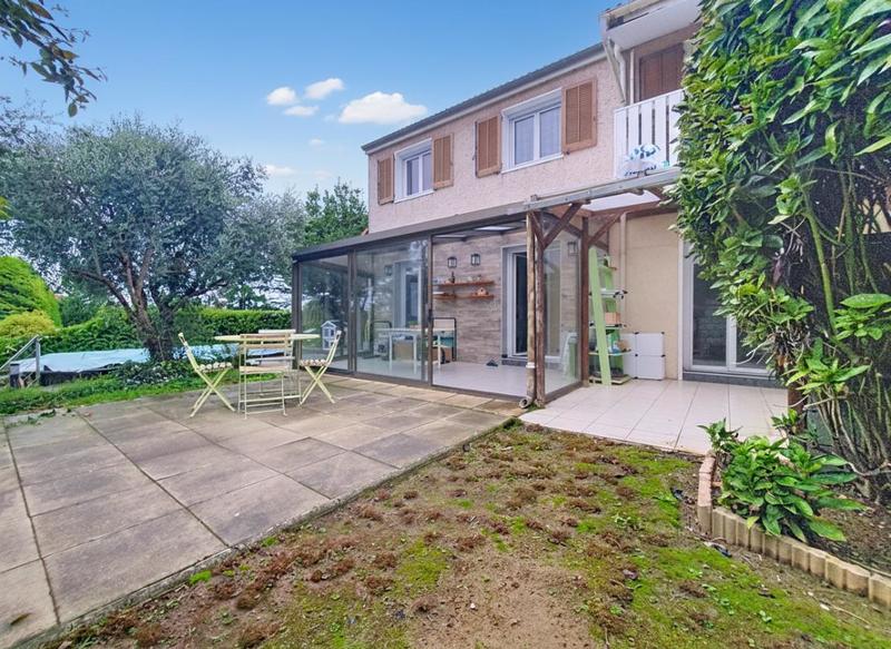 Maison - 112 m² - 4 pièces