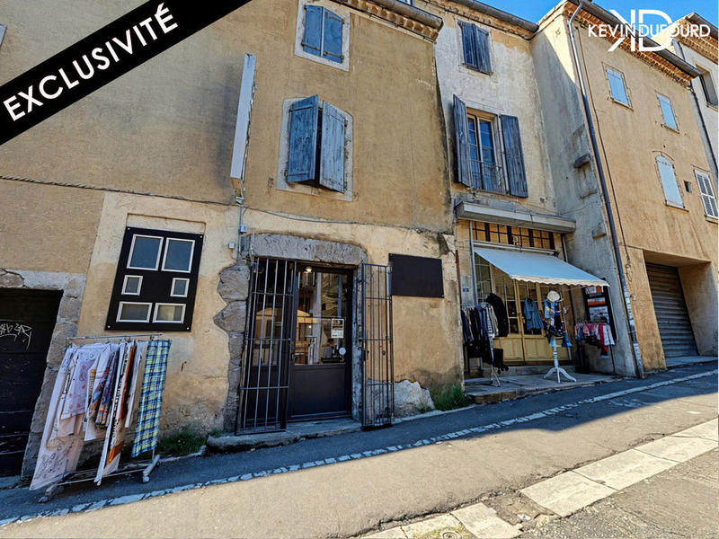 Maison - 300 m² - 10 pièces