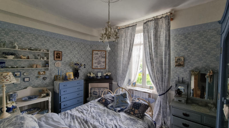 Maison - 188 m² - 9 pièces