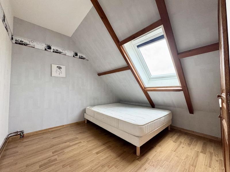 Maison - 92 m² - 6 pièces