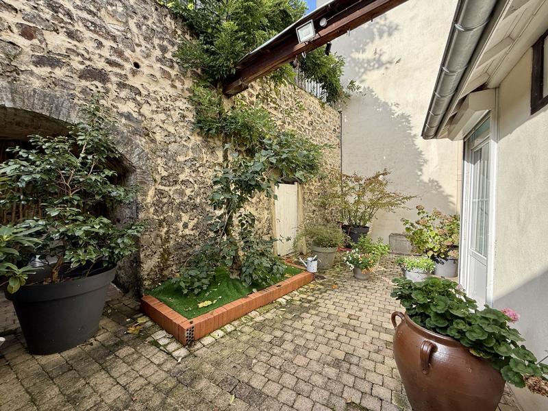 Maison - 147 m² - 5 pièces