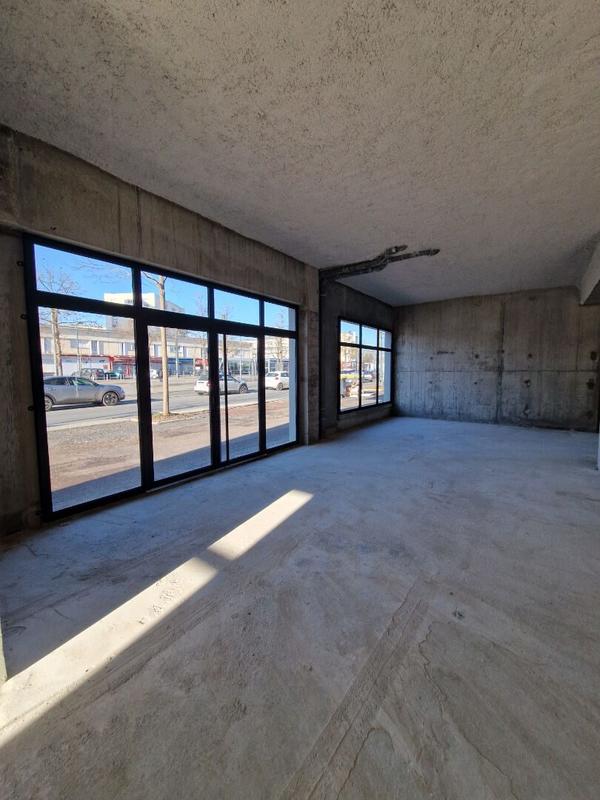 Local commercial - 260 m²