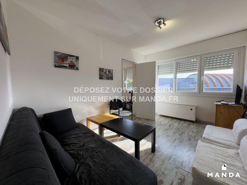 Chambre - 10 m² - 4 pièces