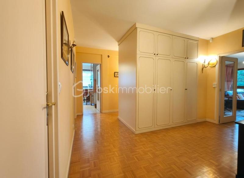 Appartement - 101 m² - 5 pièces