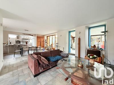 Maison - 182 m² - 6 pièces