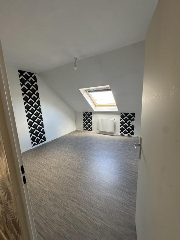 Appartement - 85 m² - 4 pièces