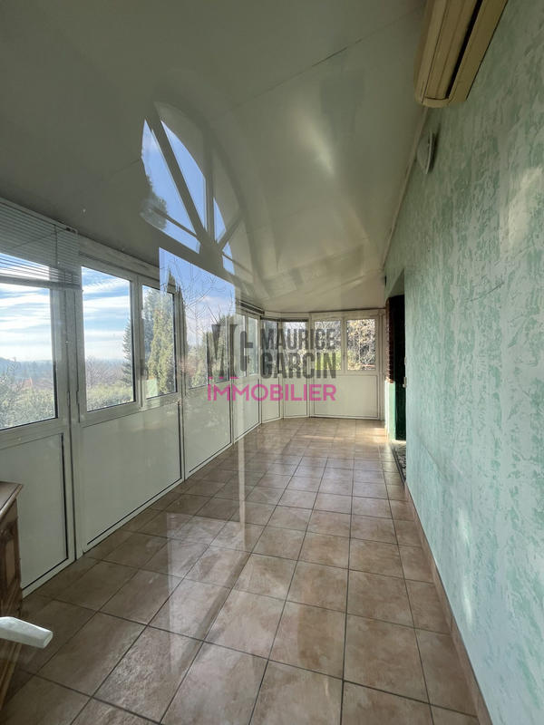 Maison - 168 m² - 7 pièces