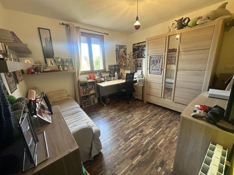 Maison - 100 m² - 5 pièces