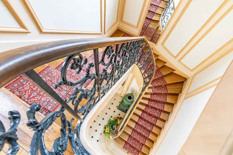 Château - 736 m² - 30 pièces