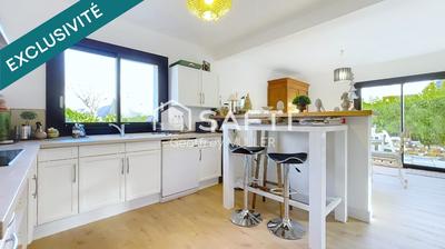 Maison - 90 m² - 4 pièces