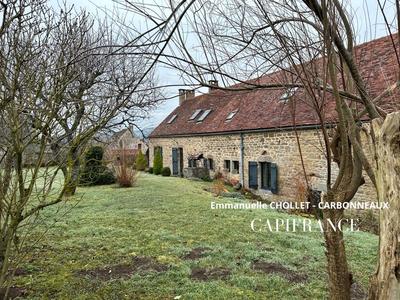 Maison de village - 200 m² - 8 pièces