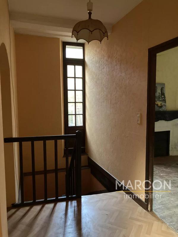 Maison - 190 m² - 5 pièces