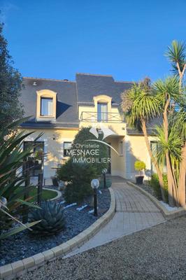 Maison - 172 m² - 7 pièces