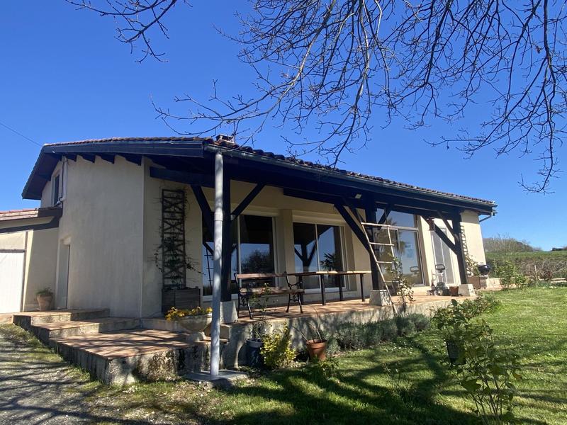 Maison - 190 m² - 7 pièces