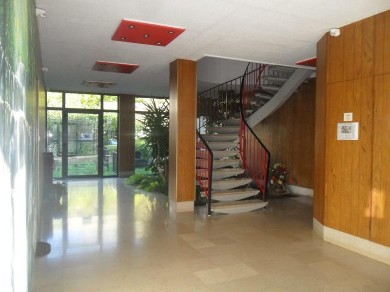 Appartement - 98 m² - 5 pièces