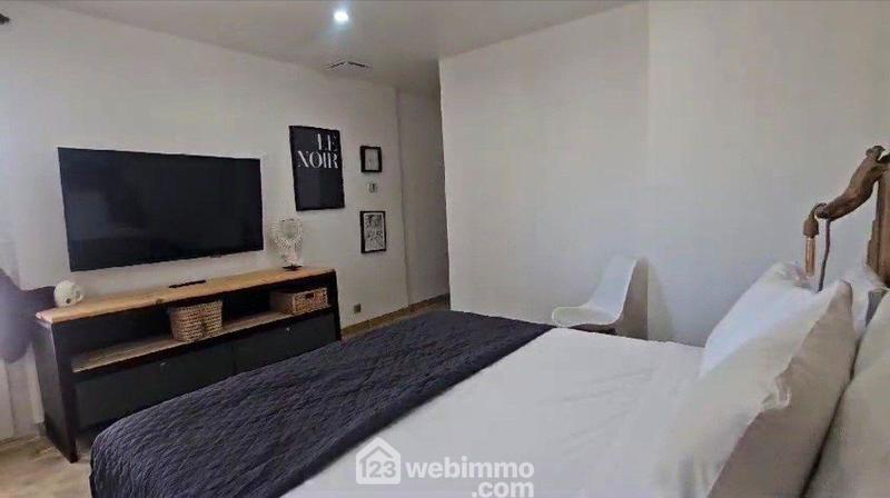 Appartement - 150 m² - 5 pièces