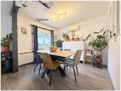 Maison - 105 m² - 6 pièces