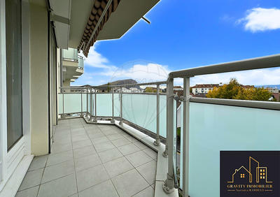 Appartement - 61 m² - 3 pièces