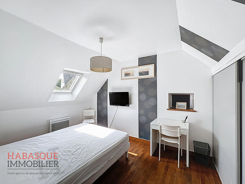 Maison - 131 m² - 7 pièces