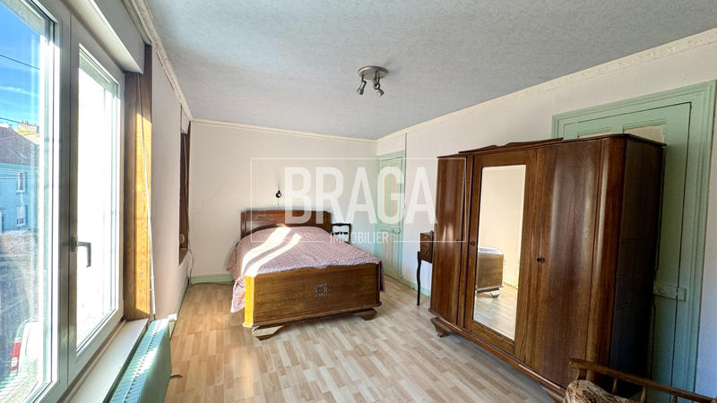 Maison - 100 m² - 6 pièces