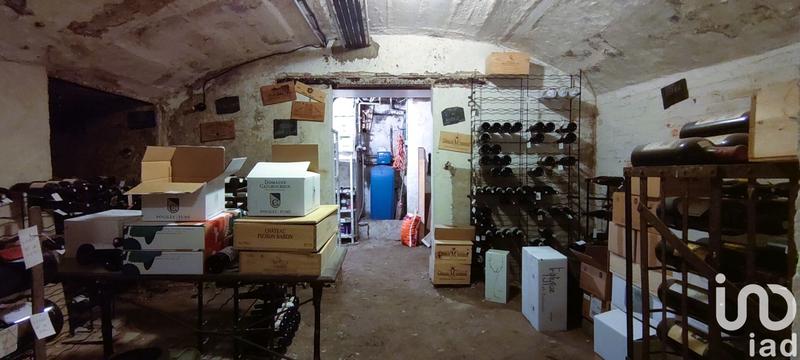 Maison - 270 m² - 9 pièces