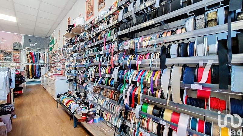 Local commercial - 147 m²