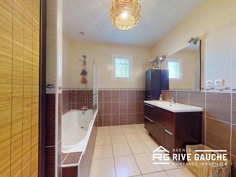 Maison - 144 m² - 6 pièces