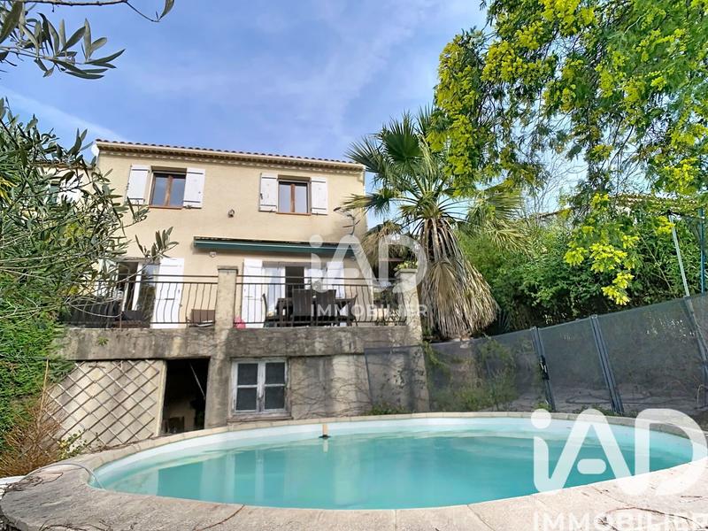 Maison - 101 m² - 4 pièces