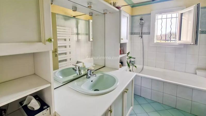 Maison - 93 m² - 5 pièces