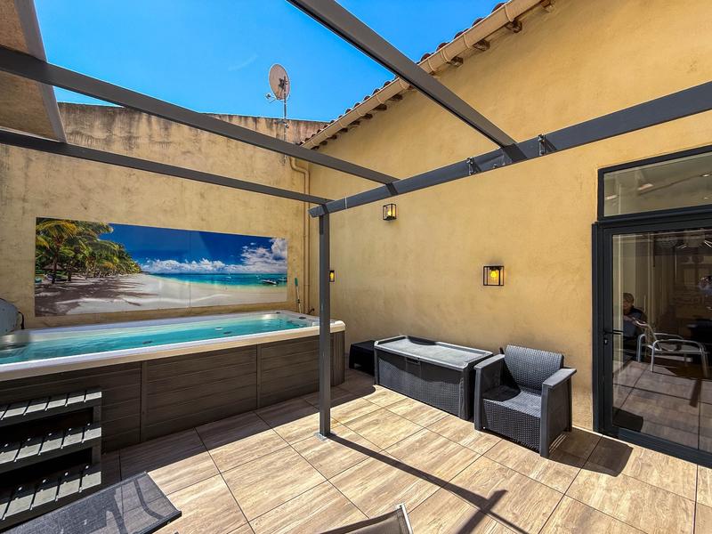 Maison - 189 m² - 7 pièces