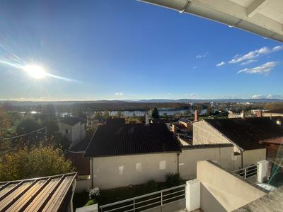 Appartement - 92 m² - 4 pièces