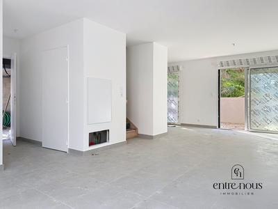 Maison - 81 m² - 4 pièces