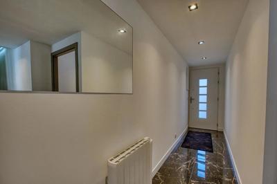 Maison - 185 m² - 7 pièces