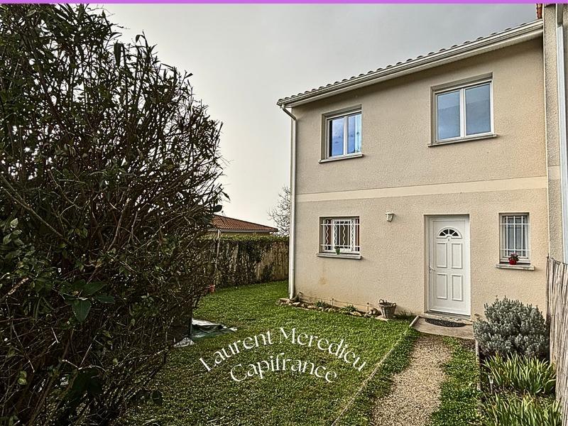 Maison - 102 m² - 4 pièces