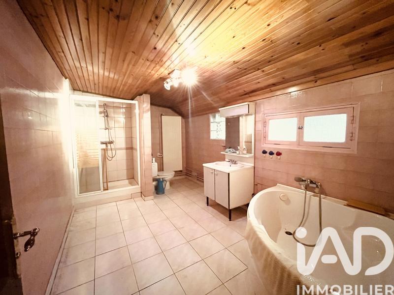 Maison - 165 m² - 6 pièces