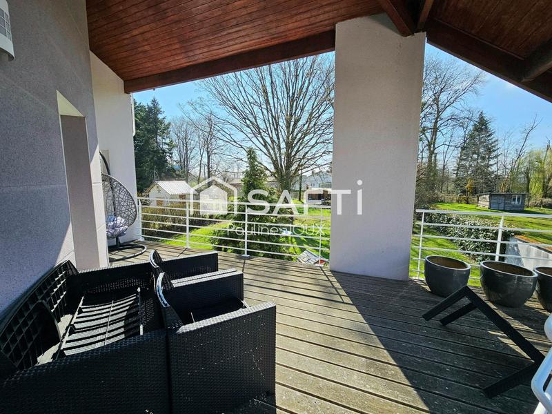 Maison - 375 m² - 7 pièces